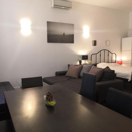 Venture Apartment Марсилия Екстериор снимка