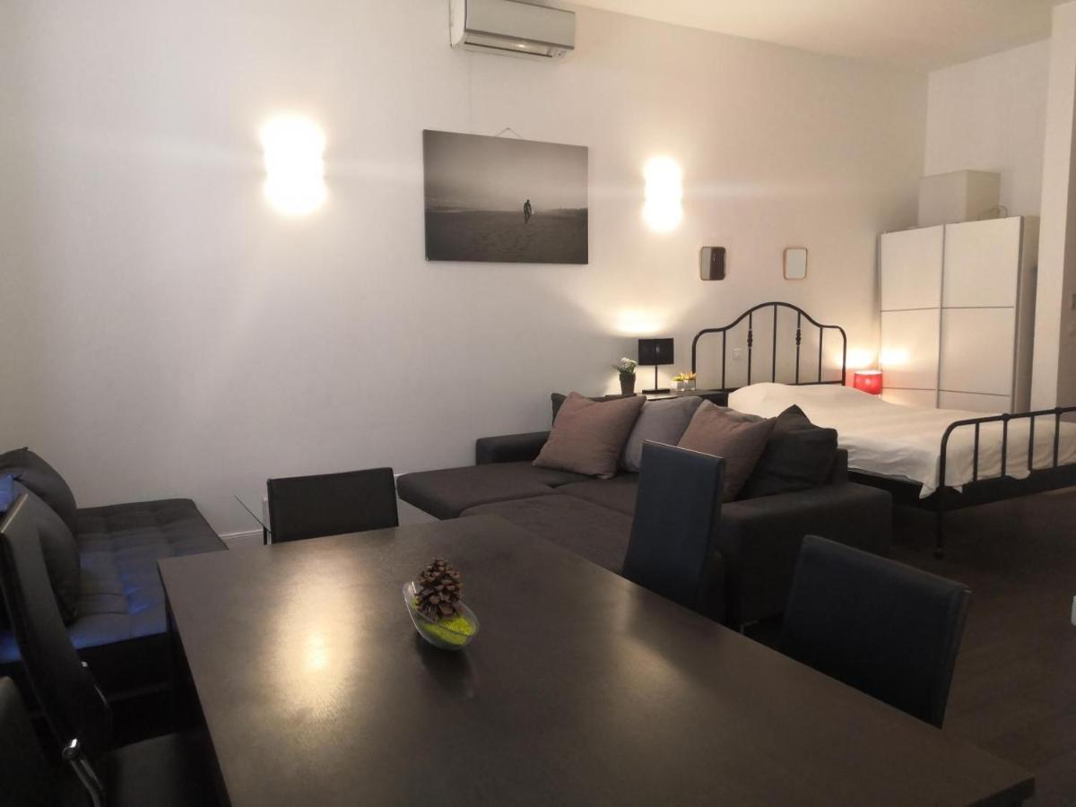 Venture Apartment Марсилия Екстериор снимка