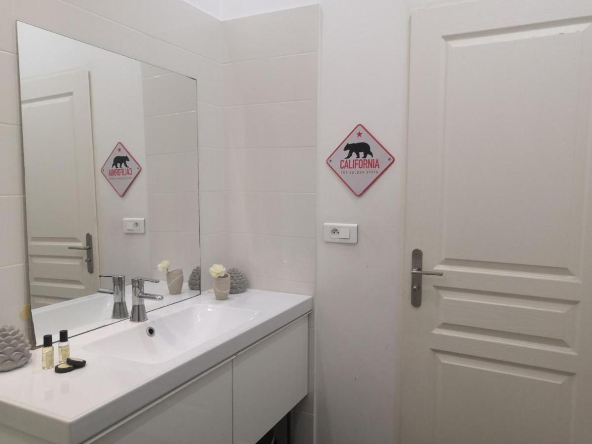 Venture Apartment Марсилия Екстериор снимка
