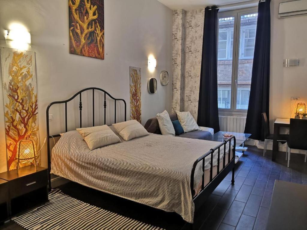 Venture Apartment Марсилия Екстериор снимка
